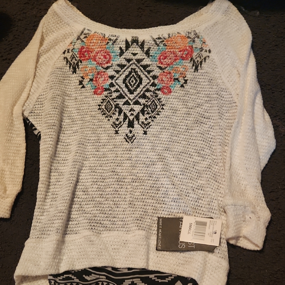 Almost Famous White Off-the-Shoulder Sweater with Floral and Geometric Design